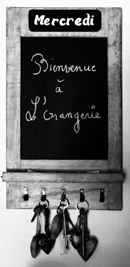 L'Orangerie Chambres D'Hotes De Charme Valros Exteriör bild